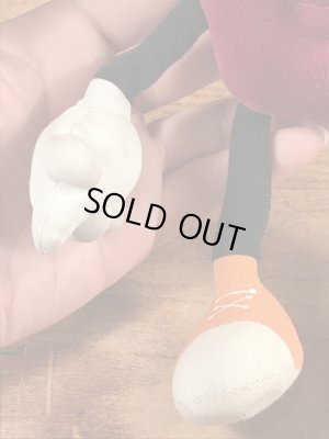 80年代のカリフォルニアレーズンのビンテージのくねくね人形