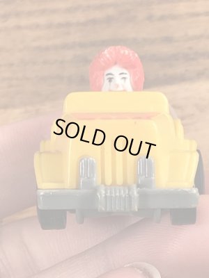 80年代のマクドナルドのロナルドのビンテージのプルバックカー