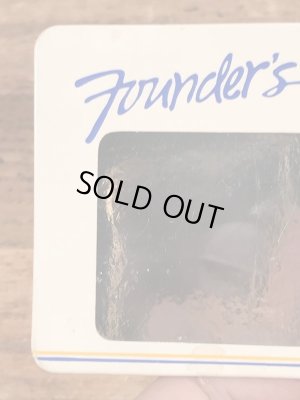 80年代のマクドナルドのビンテージのクルーバッジ