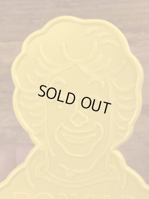 80年代のマクドナルドのロナルドのビンテージのクッキーカッター