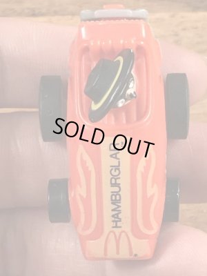 80年代のマクドナルドのハンバーグラーのビンテージのプルバックカー