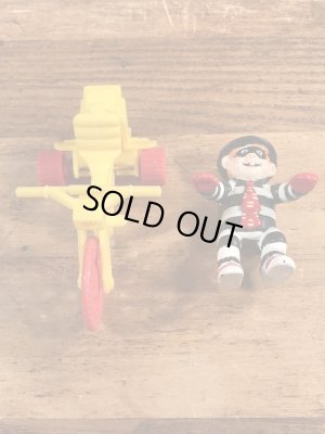 90年代のマクドナルドのハンバーグラーのビンテージのハッピーミールトイ