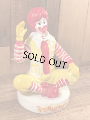 80年代のマクドナルドのロナルドのビンテージのコインバンク