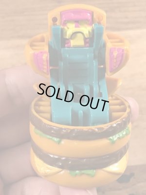 80年代のマクドナルドのニューフードチェンジャブルズのヴィンテージのハッピーミールトイ