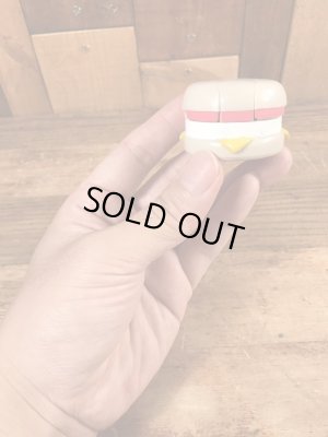 80年代のマクドナルドのフードチェンジャブルズのビンテージのハッピーミールトイ