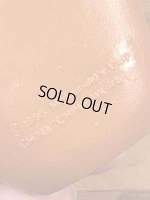 90年代のマクドナルドのマックナゲットバディーズのヴィンテージのハッピーミールトイ