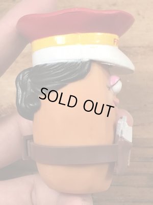 80年代のマクドナルドのマックナゲットバディーズのビンテージのハッピーミールトイ