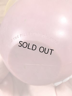 アドバタイジングキャラクターのファニーフェイスのビンテージのマグカップ