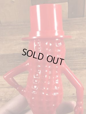 企業キャラクターのミスターピーナッツのビンテージのコインバンク