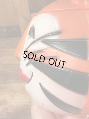 企業キャラクターのトニーザタイガーのヴィンテージのコンテナー