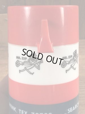 アドバタイジングキャラクターのミスタージップのビンテージの水筒