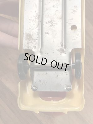 リトルオスカーメイヤーのウインナーモービルのヴィンテージのおもちゃ