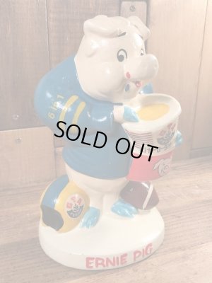 企業キャラクターのアーニーピッグのビンテージの貯金箱フィギュア