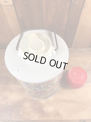 アドバタイジングキャラクターのエッソボーイのビンテージのサーモスボトル