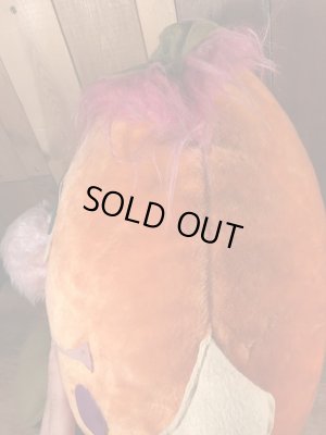 アドバタイジングキャラクターのマジックマウンテントロールのビンテージのぬいぐるみ