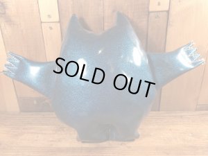 アドバタイジングキャラクターのナウガモンスターのヴィンテージのトイ