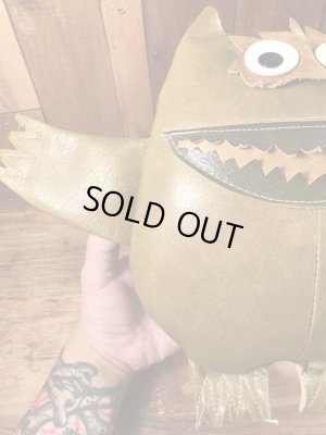 アドバタイジングキャラクターのナウガモンスターのビンテージのドール