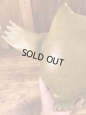 企業キャラクターのナウガモンスターのヴィンテージのトイ