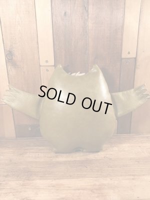 企業キャラクターのナウガモンスターのヴィンテージのトイ