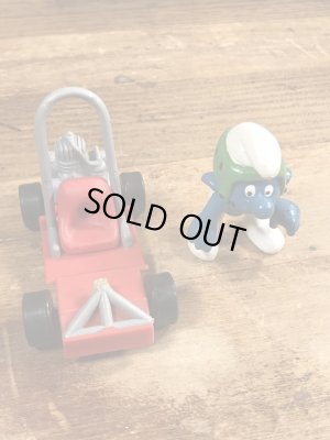 80年代頃のゴーカートに乗ったスーパースマーフのビンテージのPVCフィギュア