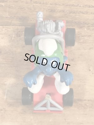 80年代頃のゴーカートに乗ったスーパースマーフのビンテージのPVCフィギュア