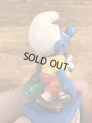 80年代頃のゴルフをしているスマーフのビンテージのPVCフィギュア