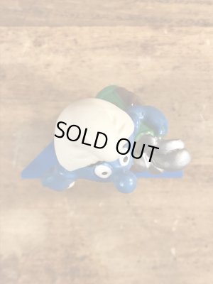 80年代頃のゴルフをしているスマーフのビンテージのPVCフィギュア