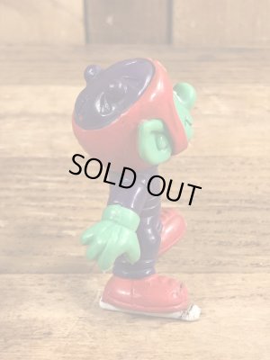 80年代頃のスケートをしているアストロスニックのビンテージのPVCフィギュア