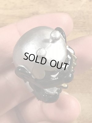 80年代頃のアコーディオンを弾いているアストロスニックのビンテージのPVCフィギュア