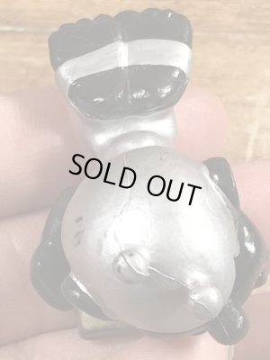 80年代頃の寝ながら本を読んでいるアストロスニックのビンテージのPVCフィギュア