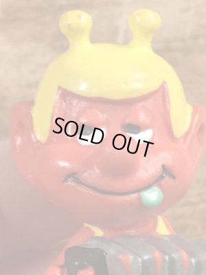 80年代頃のアコーディオンを弾いているアストロスニックのビンテージのPVCフィギュア