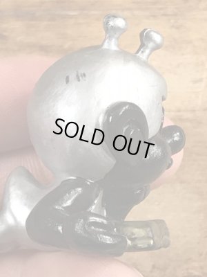 80’sの寝ながら本を読んでいるアストロスニックのヴィンテージのPVC製フィギュア