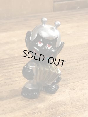 80年代頃のアコーディオンを弾いているアストロスニックのビンテージのPVCフィギュア