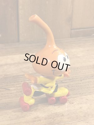 80年代頃のローラースケートをしているスノークスのビンテージのPVCフィギュア