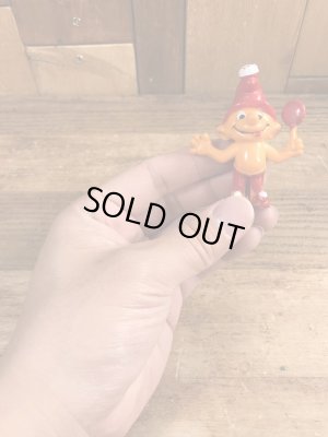 70’sのキャンディを持ったグノームファミリーのヴィンテージのPVC製フィギュア