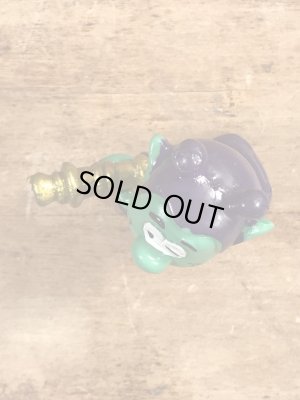 80年代頃のスマーフによく似たアストロスニックのビンテージのPVCフィギュア