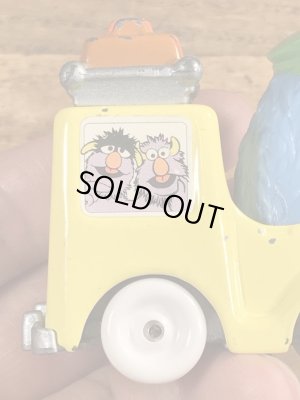 80年代頃のセサミストリートのクッキーモンスターのビンテージのミニカー