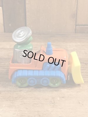 80年代頃のセサミストリートのオスカーのビンテージのミニカー