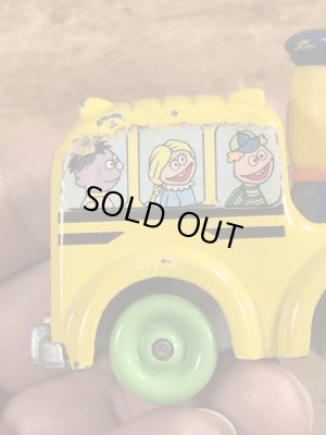 80年代頃のセサミストリートのバートのビンテージのミニカー