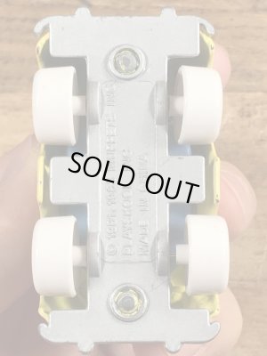 80’sのセサミストリートのクッキーモンスターのヴィンテージのダイキャストミニカー