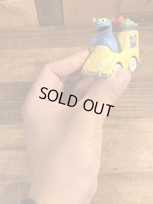 80’sのセサミストリートのクッキーモンスターのヴィンテージのダイキャストミニカー