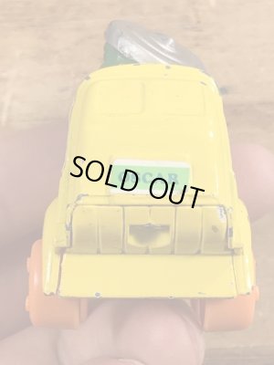 80’sのセサミストリートのオスカーのヴィンテージのダイキャストミニカー