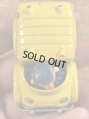 80年代頃のセサミストリートのバートのビンテージのミニカー