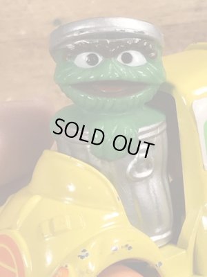 80’sのセサミストリートのオスカーのヴィンテージのダイキャストミニカー