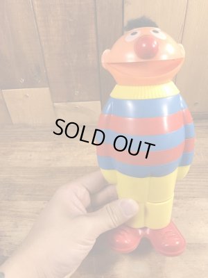 70’sのセサミストリートのアーニーのヴィンテージのスタッキングトイ