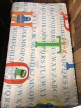 Sesame Street “Alphabet” Flat Sheet　セサミストリート　ビンテージ　フラットシーツ　生地　80年代