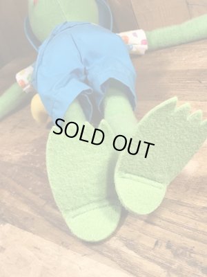 90’sのハットを被ったカーミットのヴィンテージのプラッシュドール