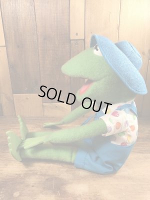 90’sのハットを被ったカーミットのヴィンテージのプラッシュドール