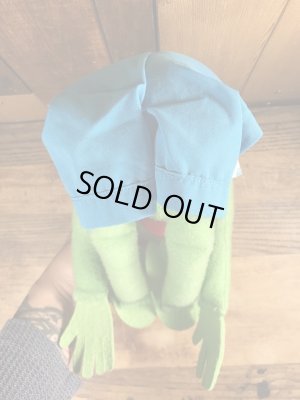 90’sのハットを被ったカーミットのヴィンテージのプラッシュドール