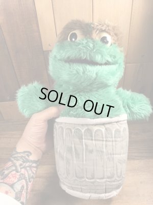 80年代頃のセサミストリートのオスカーのビンテージのぬいぐるみ